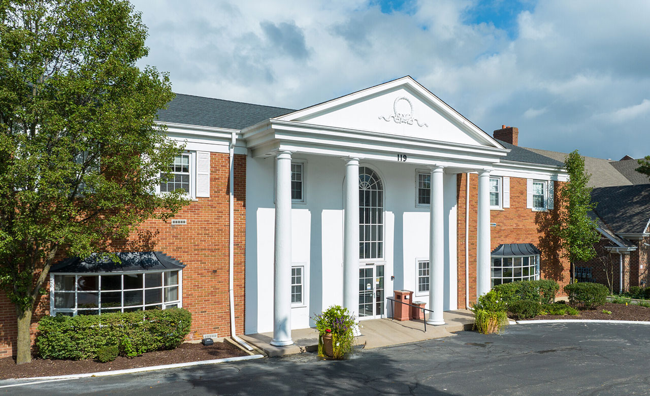 119 East Ogden Ave Hinsdale, Illinois