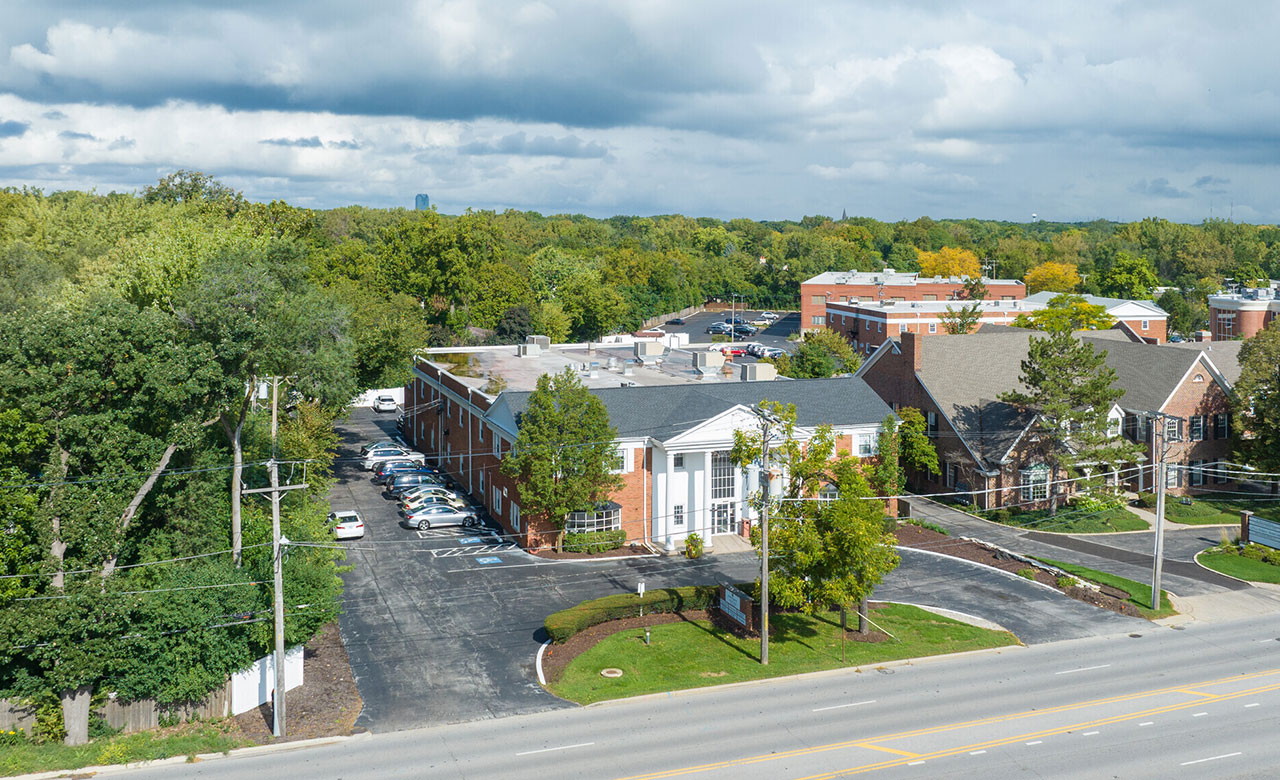 119 East Ogden Ave Hinsdale, Illinois