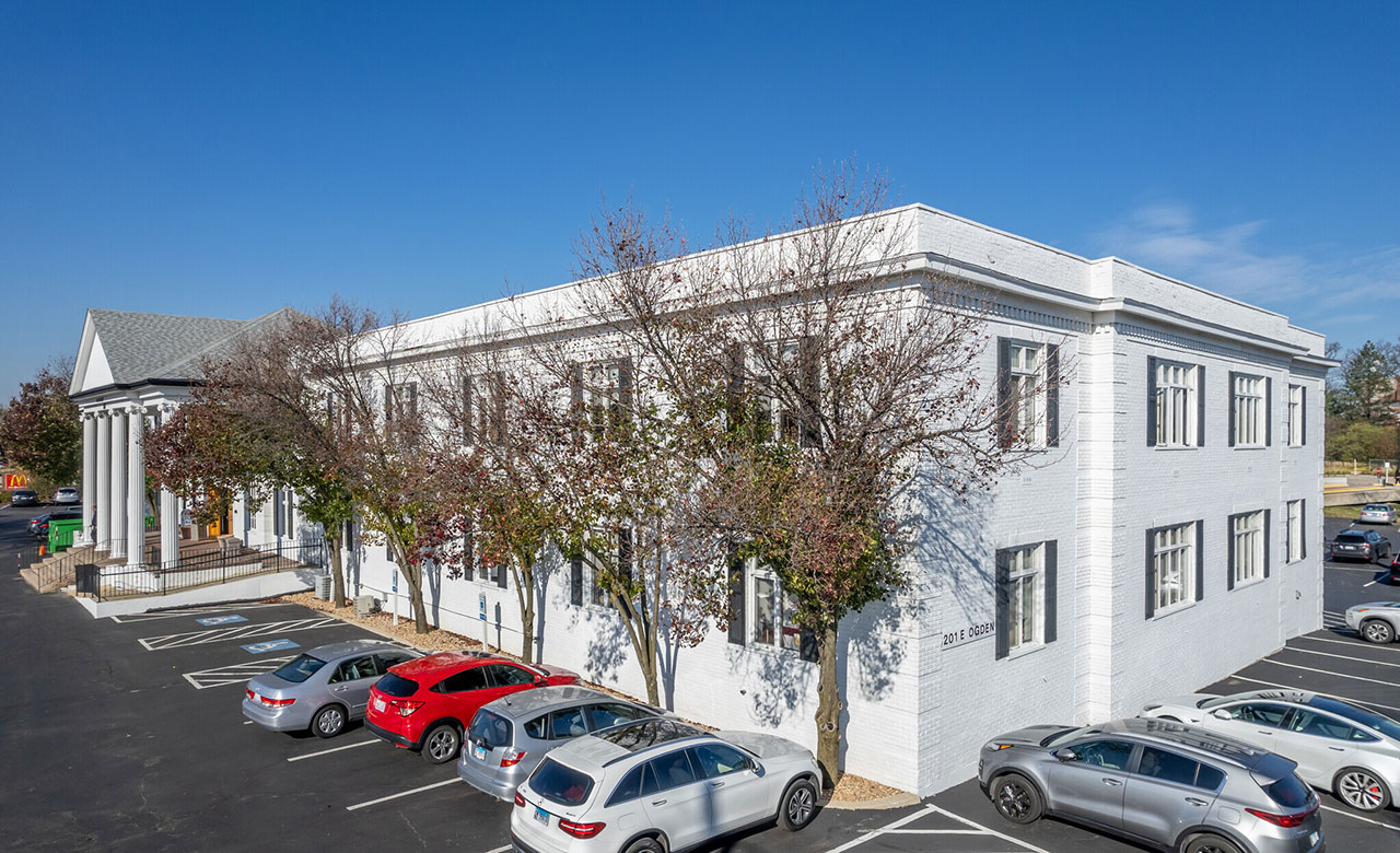 201 East Ogden Ave Hinsdale, Illinois