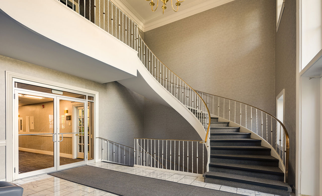 930 North York Road Hinsdale, Illinois