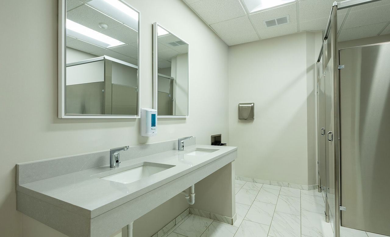 119 East Ogden Ave Hinsdale, Illinois