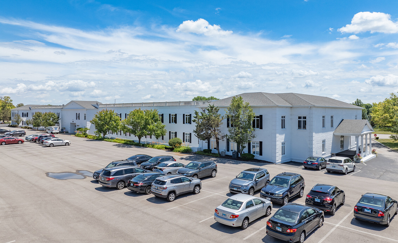 Jorie Boulevard Business Park - 900 Jorie Blvd Oak Brook, IL 60523