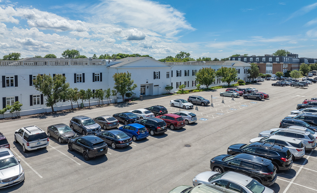 Jorie Boulevard Business Park - 900 Jorie Blvd Oak Brook, IL 60523