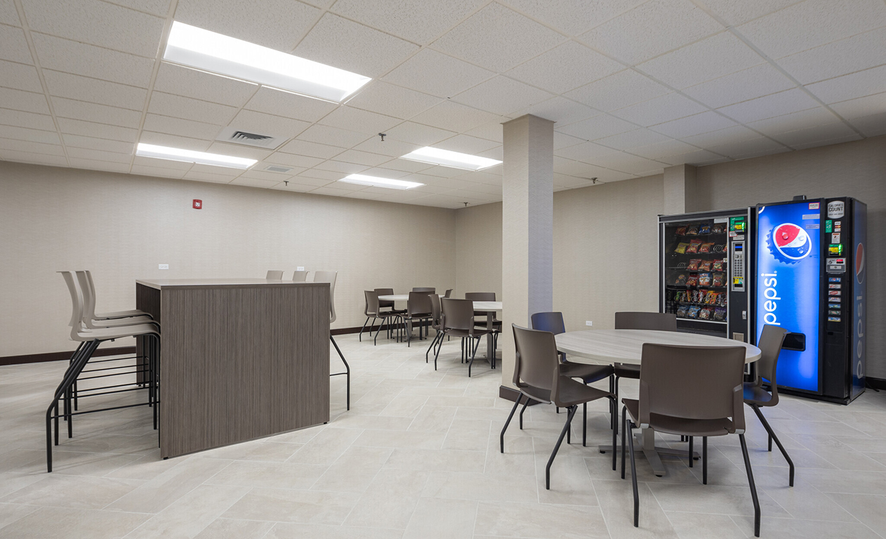 Jorie Boulevard Business Park - 900 Jorie Blvd Oak Brook, IL 60523